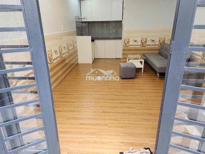 Nhà cho thuê nguyên căn giá 6tr ful nội thất ( gần chợ phước long)
