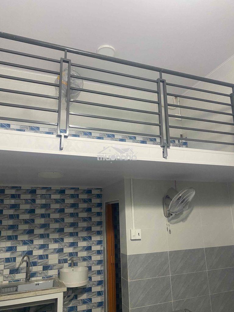 Cho thuê 4p trọ mới tinh có sẵn máy lạnh máy giặt bếp ngay ngã 5 vloc - 2