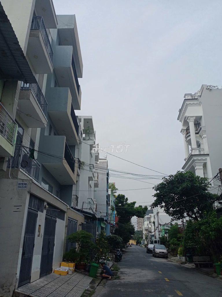 Cho thuê phòng trọ, không ngập khi mưa lớn, có máy lạnh