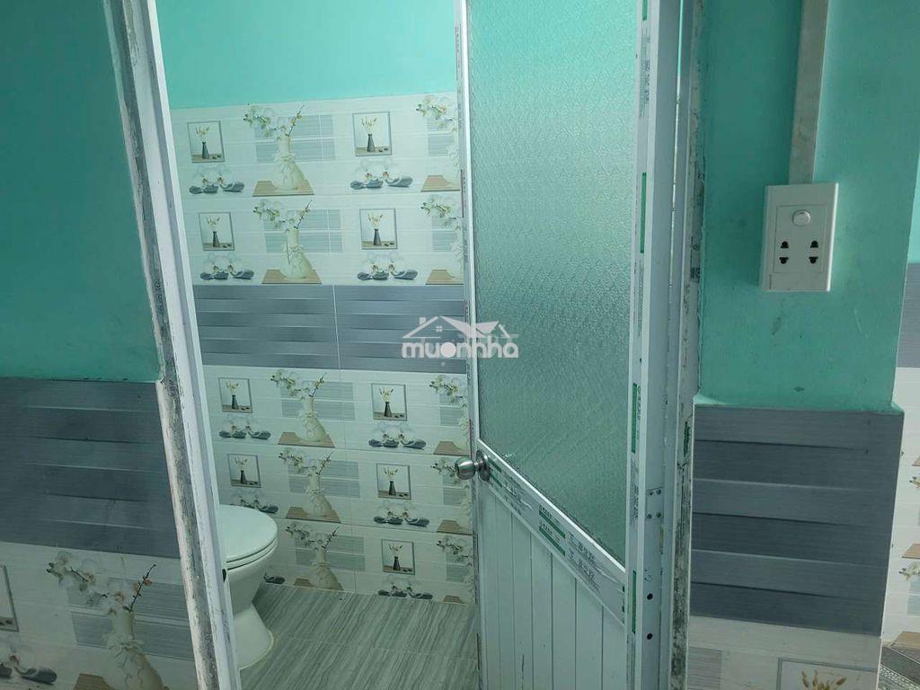 Cho thuê phòng trọ  cao cấp 33m2 gần chợ bình  chánh - 4