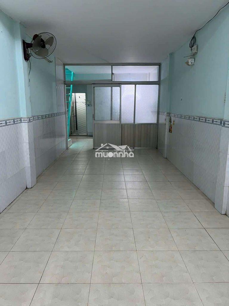 Nhả thuê nguyên căn  1pn 2wc ,nhà ở liền - 2