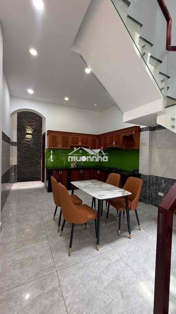 Bán nhà hiệp thành 11 nhà chủ ở xây dựng chắc chắn cửa toàn gỗ đỏ - nh - 2