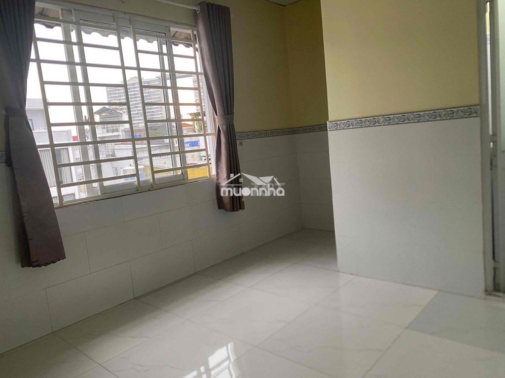 Phòng cho thuê (máy lạnh mới lắp ), ốp lát cao cấp,wc nước nóng lạnh - 2