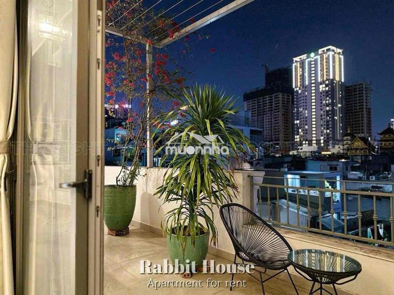 💥Căn hộ penthouse ban công sân vườn giữa lòng quận 1