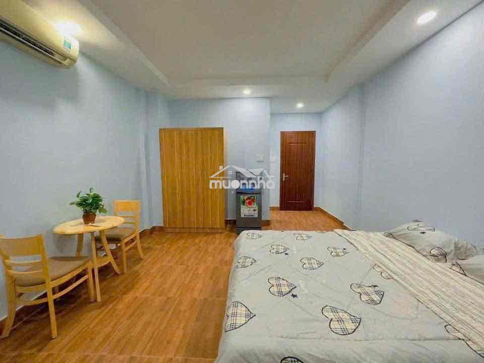 Phòng  to giá rẻ ngay bến xe quận 8 liền kề q5,q1 - 4