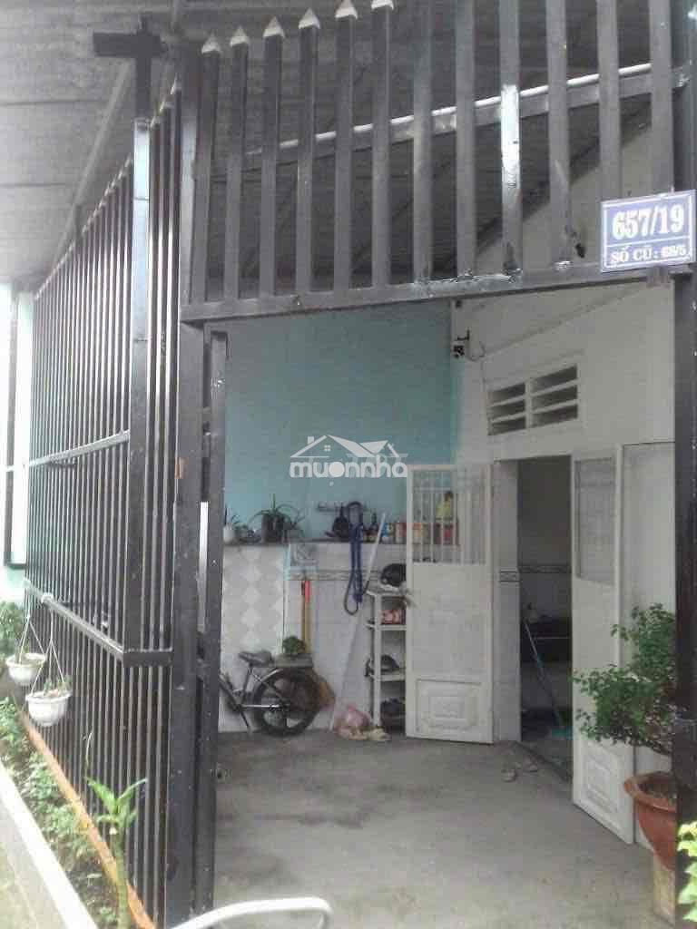 Nhà 2 mặt tiền phú lợi - cấp 4 - khu đông dân cư - 4