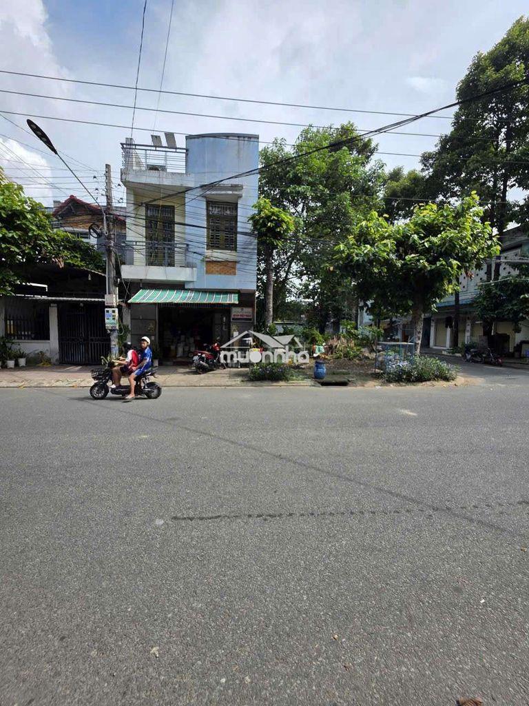 Nhà phố mặt tiền trục chính kdc đại quang gần ngã tư chiêu liêu dĩ an
- 3