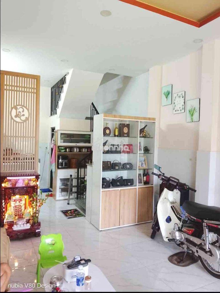 Nhà đẹp vê sông đường tùng thiện vương quận 8 - dt 40m2 - giá 5.5.tỷ - 4