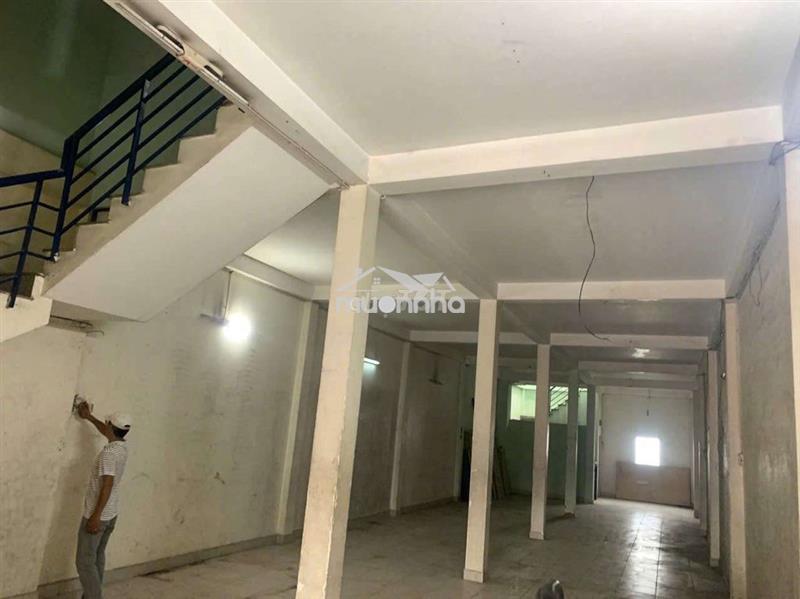 17 tr kho 6x30 đúc 2 lầu. đường công 24h