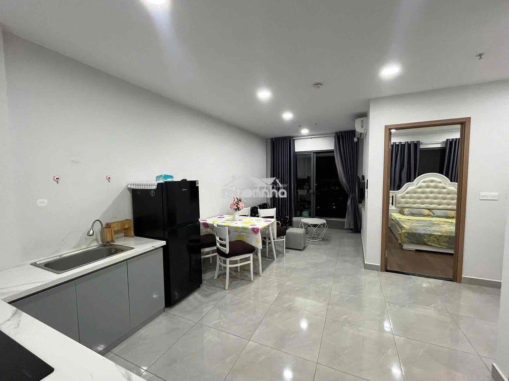 Căn hộ 1pn+1 full nt, đang có hd thuê 5 triệu/ th - 2