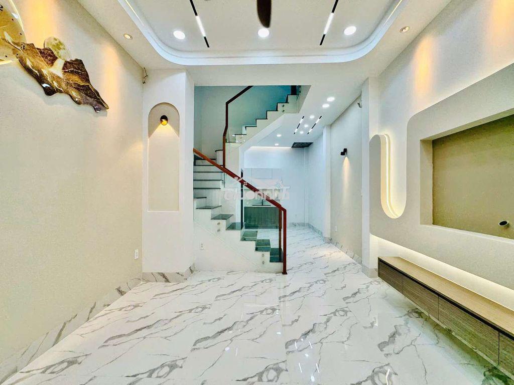 Bán nhà  nguyễn  oanh dt 3,85 x 12 4pn. 3wc  - 2