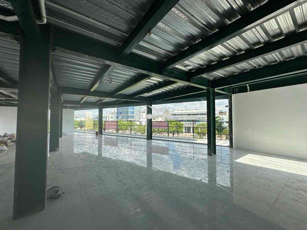 CHO THUÊ VĂN PHÒNG, GYM, SPA, CAFE 288M2 - 33TR/1 THÁNG - VÕ VĂN KIỆT - 3