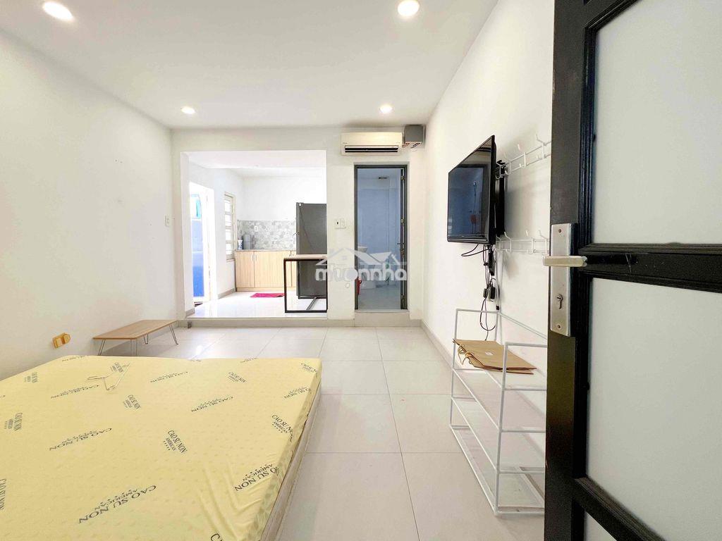 Căn hộ 30m2 full nội thất, ban công thoáng mát, gần cv lê thị riêng - 2