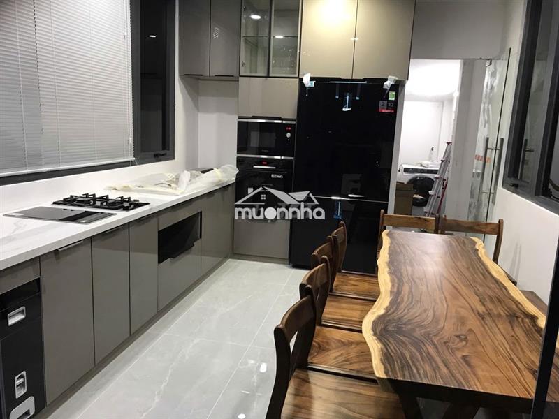 Chính chủ cho thuê nhà mặt đường trường sa, full nội thất hiện đại