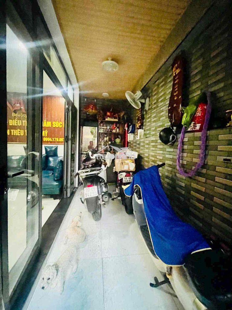 Chính chủ cần bán nhanh nhà quang trung hơn 100tr/m2 - 2