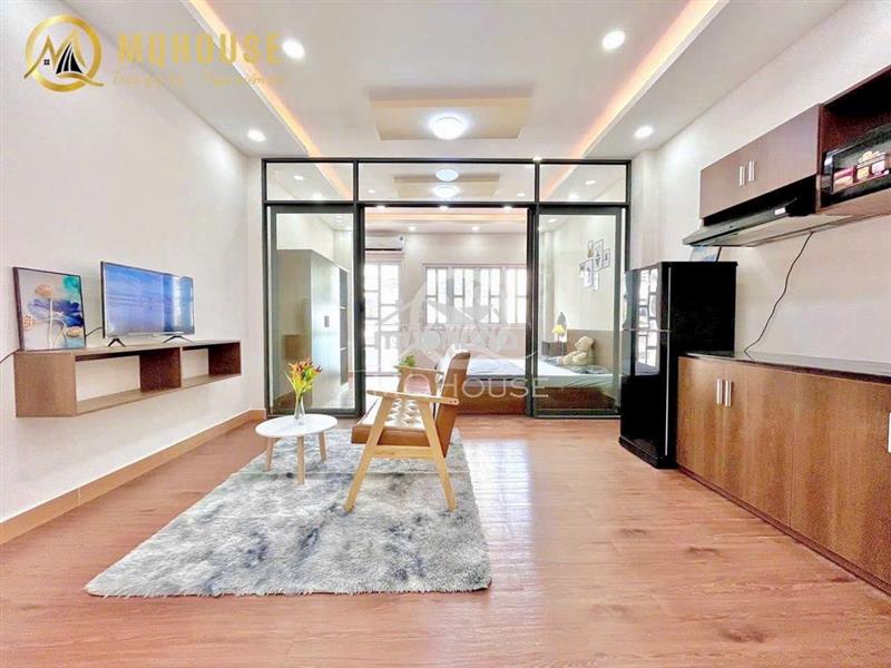 1pn 1pk ban công cực thoáng 40m2 ngay bờ kè hoàng sa giáp trung tâm