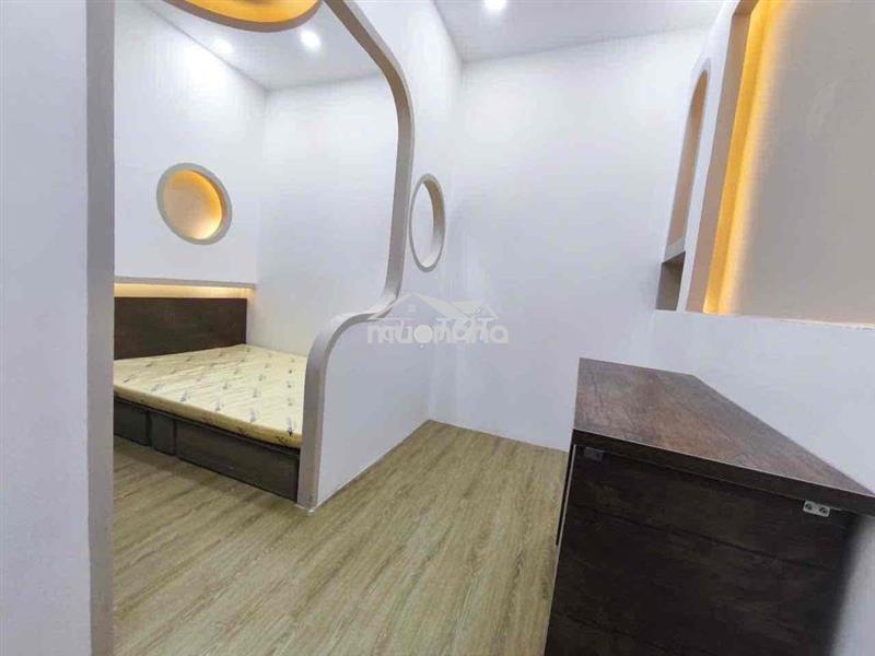 1pn 1pb nội thất có sẵn _ giặt chung và xe miễn phí