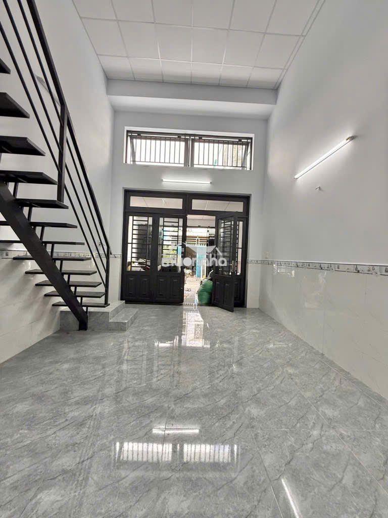 Cho thuê nhà đường hòa bình đầm sen dt 4x20, 1 lững đường 8m - 2