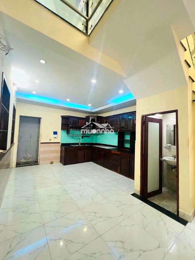 Hẻm xe hơi 8m 4,2 x 15m
60m2 x 4 tầng gần lê văn thọ chỉ 6 tỷ 7 - 4