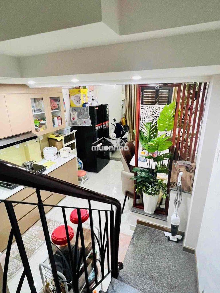 Bán nhà hẽm xe hơi nguyễn đình chiễu q3 dt 3.5 x 10 35m2 5 tầng 10.9 t - 3