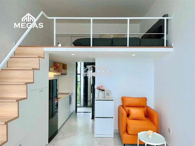 Cho thuê chdv 76 phòng nằm ngay ngã tư thủ đức