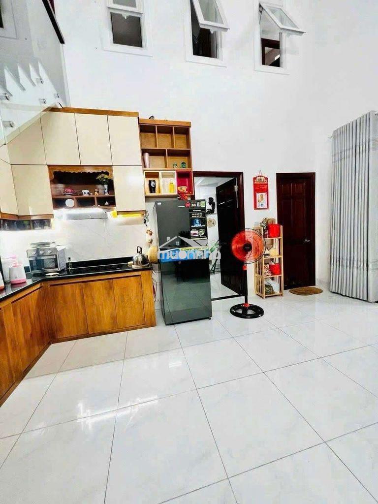 Cho thuê nhà 2 tầng đẹp full nội thất đường số 8 linh trung - 4