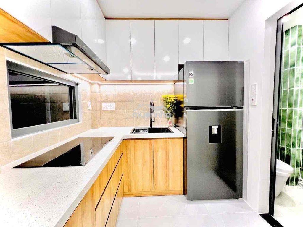 Full nt ở ngay - 3 tầng kiên cố hoàn công đủ - 2pn wc khép kín - 4