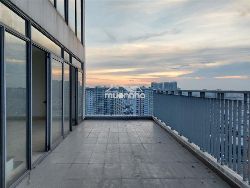 [Giá thuê 18tr] duplex 02 tầng 160m: 1 trệt 1lầu & sân vườn riêng 32m