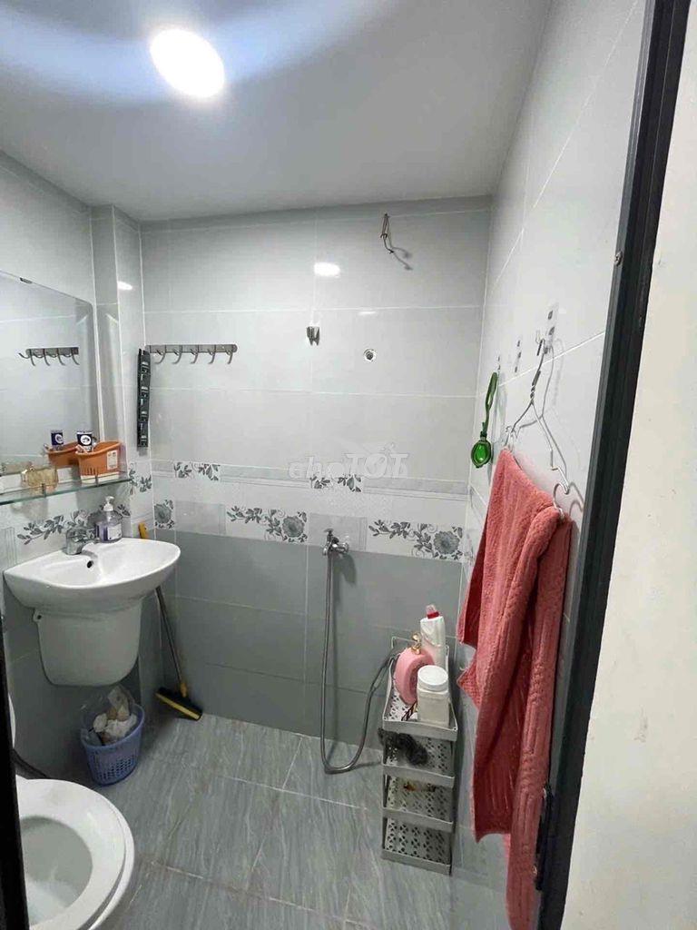 💥Mặt tiền kd   bình thạnh    dt 28/30 m2  ngang 5,1 m  giá chỉ 2,95 tỷ - 3