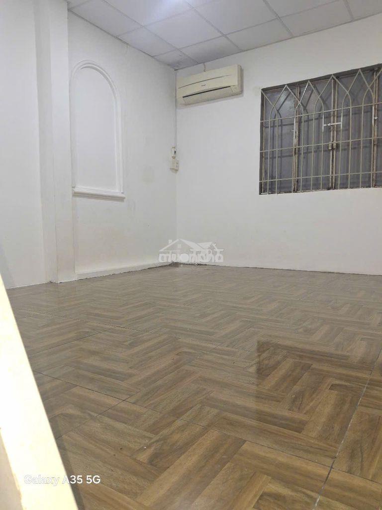Phòng mới full nội thất, gần công viên làng hoa. giá siêu rẻ