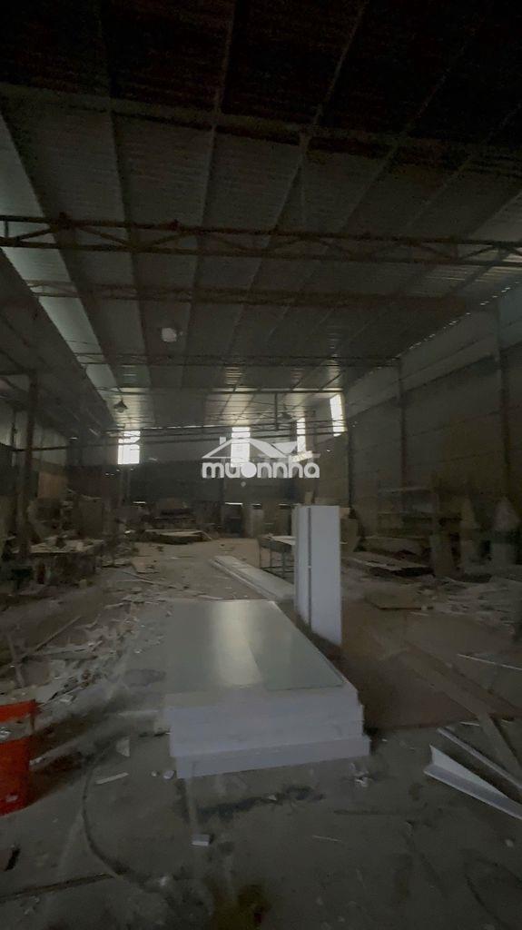 Xưởng cho thuê 500m2 xe cont ra vô thoải mái