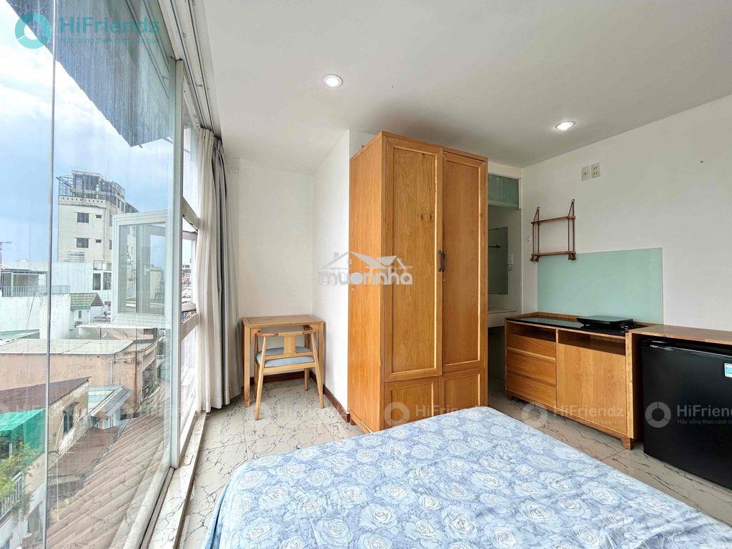 Studio cửa sổ trời đầy đủ nội thất - 3