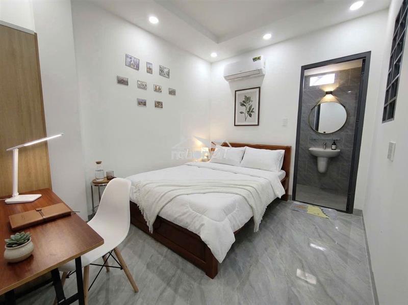Chính chủ cho thuê chdv thang máy full nt cao cấp, ngay chợ thạnh xuân