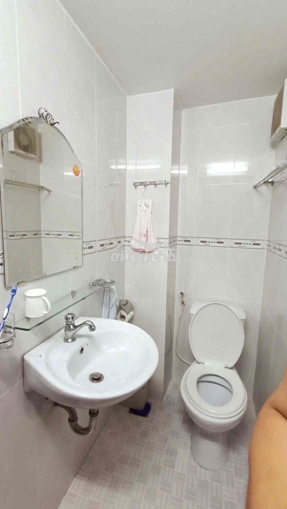 Bán nhà hẻm 3,5 đoàn vân bơ quận 4 25m2 1 lầu nhà sạch sẽ vô ở liền. - 4
