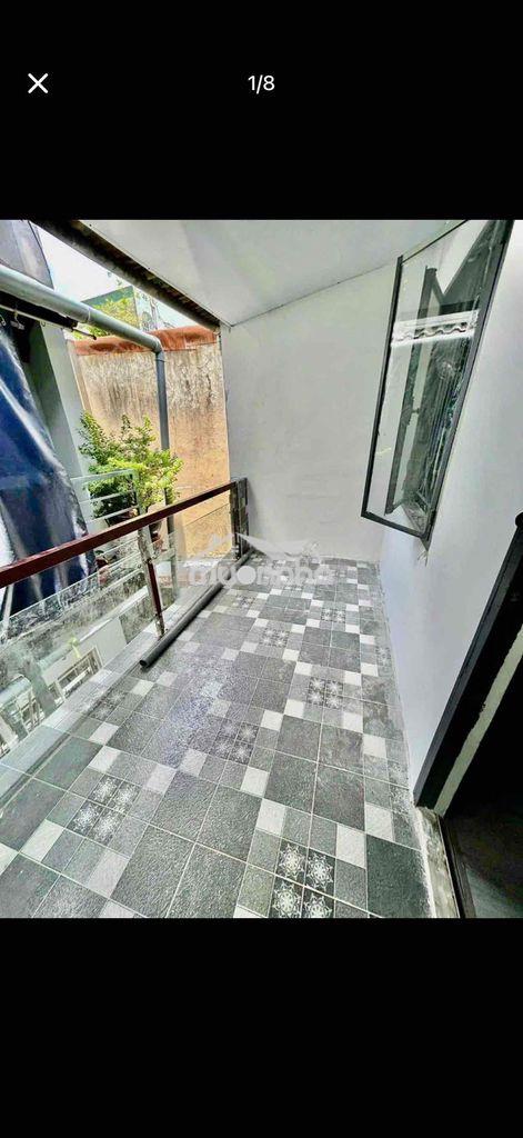 🏠 Nhà cho thuê gần chợ ba đình p10 q8 hẻm 3 gác 👉 nhà sạch đẹp phù hợ