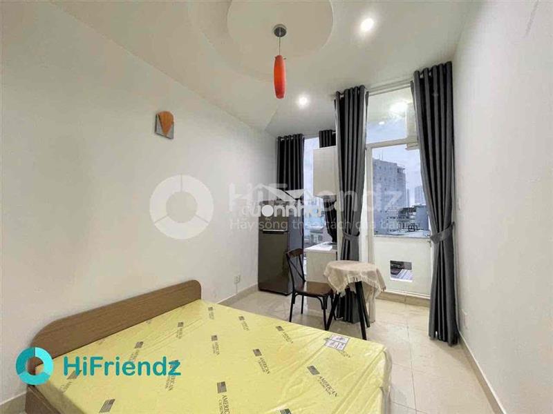 Phòng ban công full nội thất nguyễn khoái q4 thuận tiện di chuyển q1