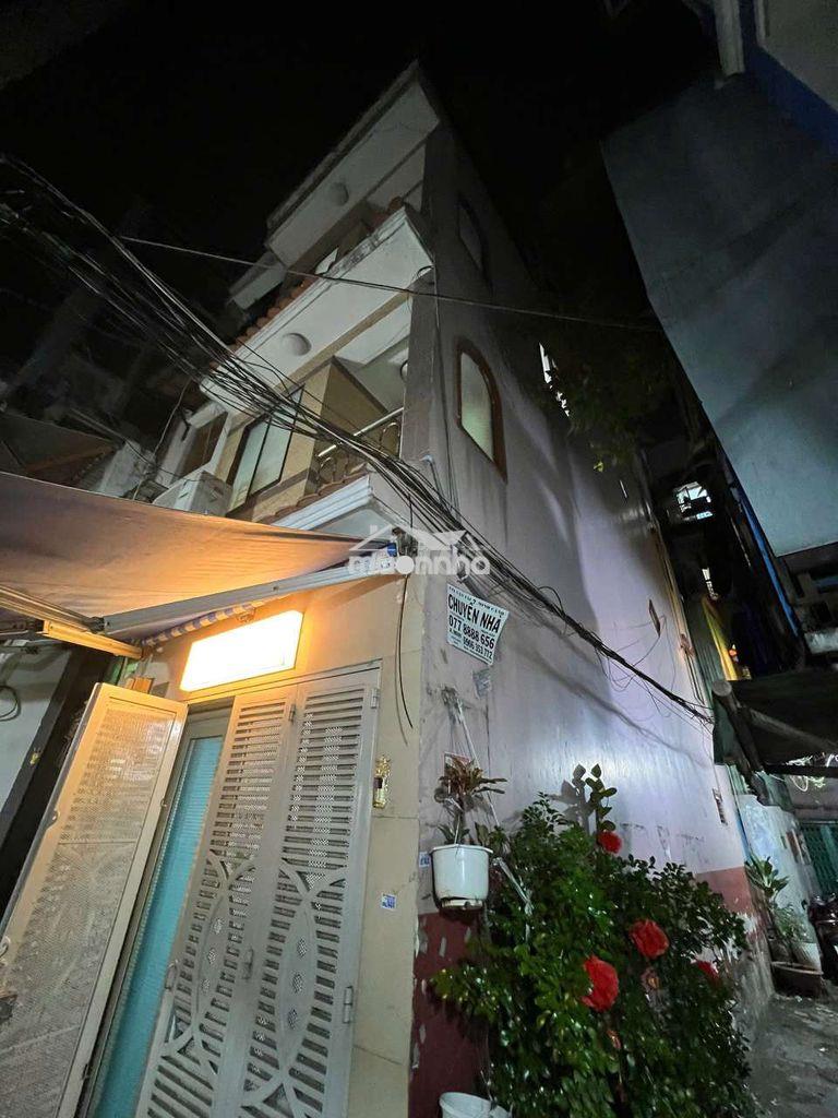 🏠🏠 Cho thuê nhà h3g tiền đường lê hồng phong, q10
💢 dt 3m ❌ 10m