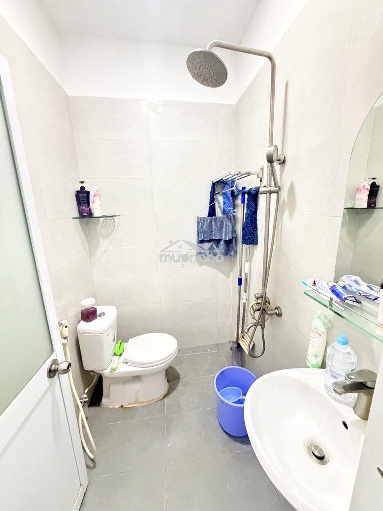 Nhà mới đẹp tân bình, sát ô tô, 2 tầng đúc, 2pn, sổ hồng, chỉ 4,x tỷ - 3