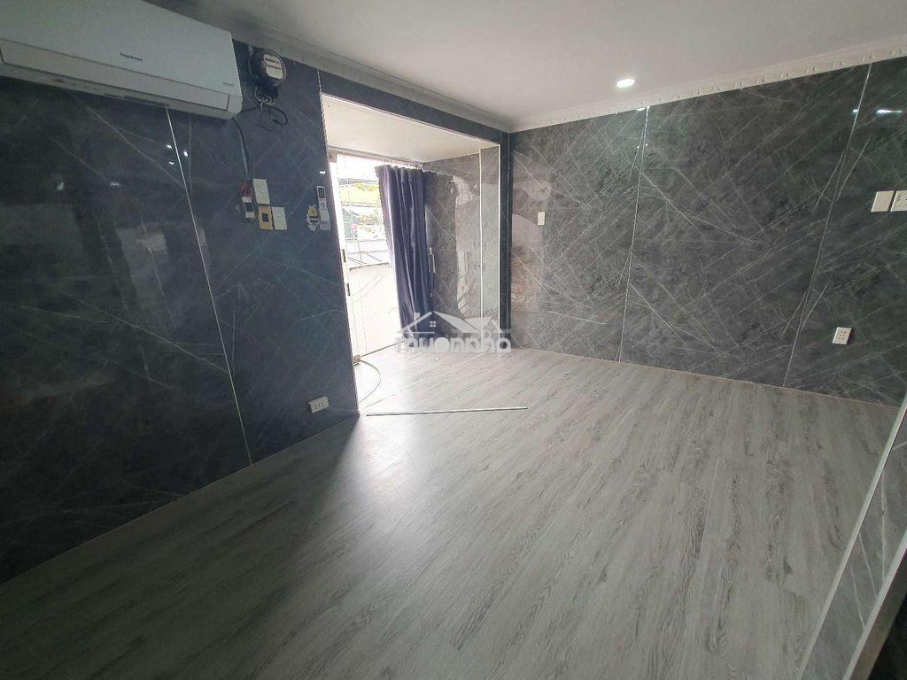Cho thuê mt lầu1&2(4,5×8) bùiđtúy bthạnh,lối đi riêng,sân xe ở,kd - 3