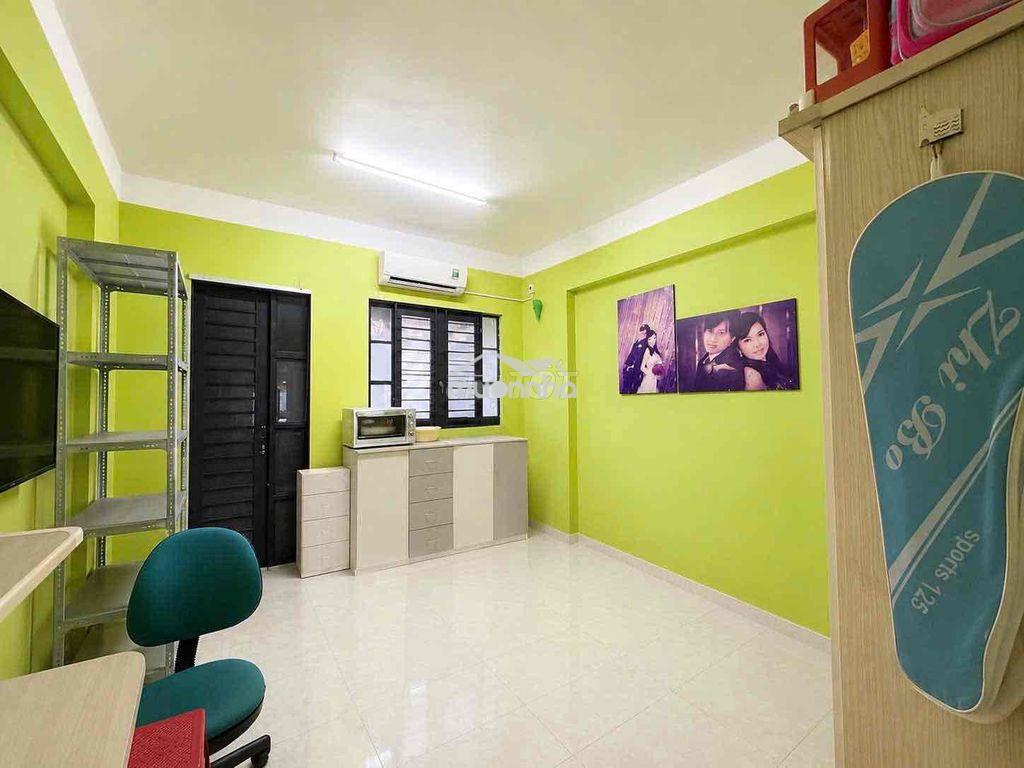 Chỉ hơn 8 tỷ - khu vip huỳnh văn bánh - 52m2 - nhà 4 tầng - 6pn - 2