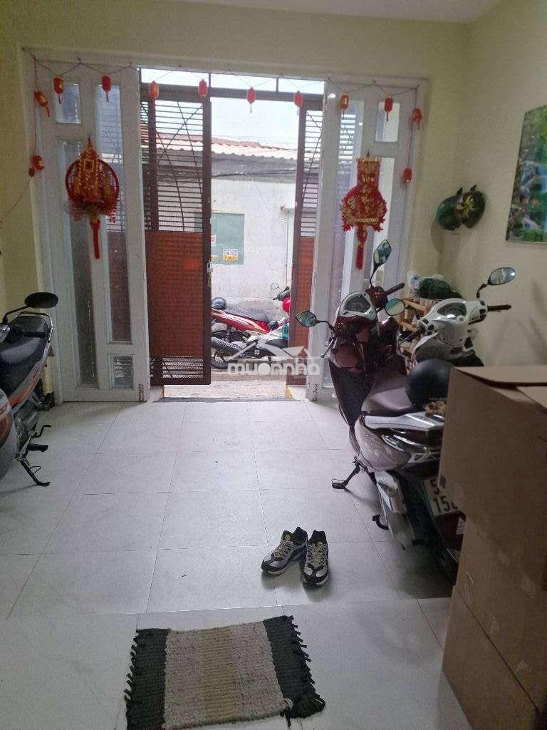 Bán nhà đườnghuỳnh tấn phát phường tân phú, quận 7,dt:3,5×12,giá:3,3ty