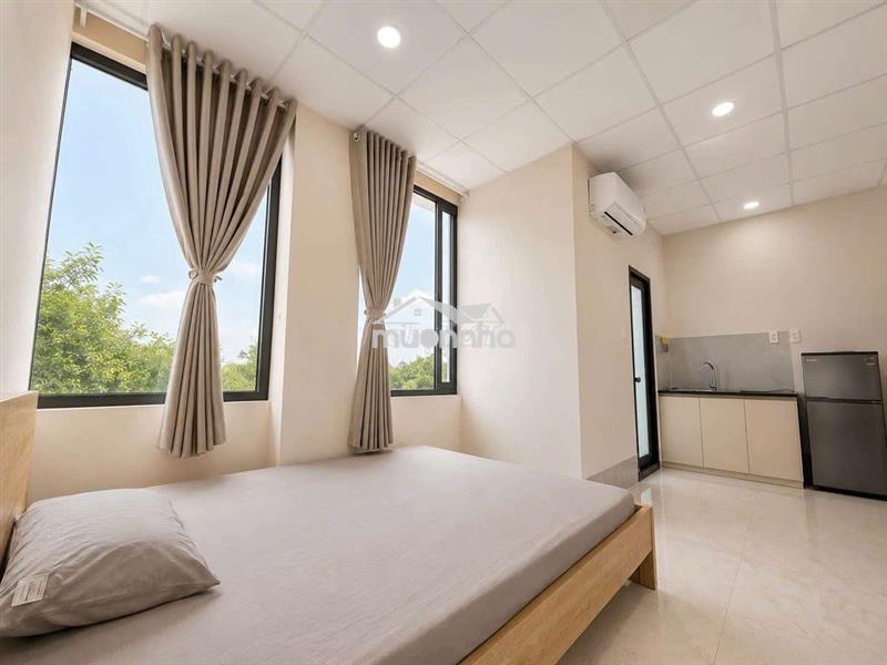 "Đúng hình đúng giá"_nhà có thang máy bãi xe giờ giấc tự do