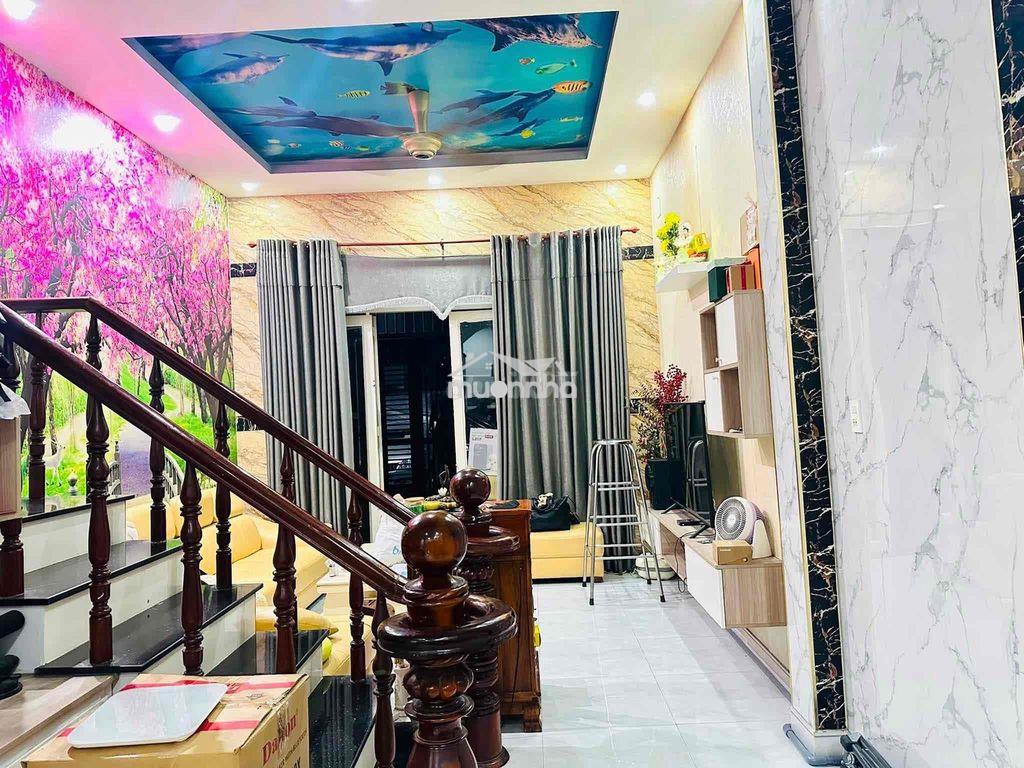Cho thuê nhà 2 tầng full nội thất hẻm xe hơi làng tăng phú - 4