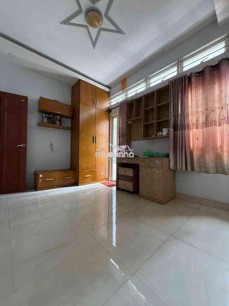 Hẻm 5m-nguyễn sỹ sách-p15-tân bình- 2 tầng -dt.4*10m-nhỉnh 4 tỷ - 3