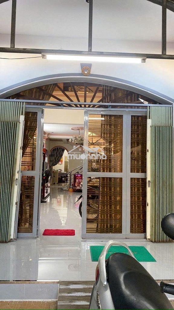 Cho thuê nhà nguyên căn lê văn lương 4 x 30m, 2 lầu. 25 tr - 3