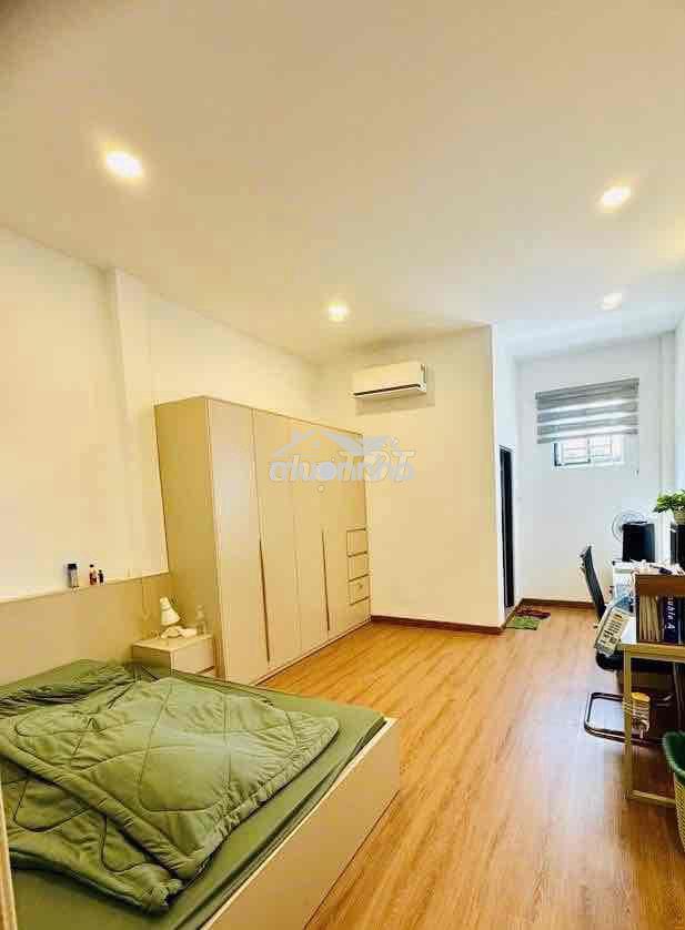 Hiếm có 1 0 2 ! xe hơi ngang nhà 3 tầng ở ngay giáp pmh. chỉ 5 tỷ+ - 4