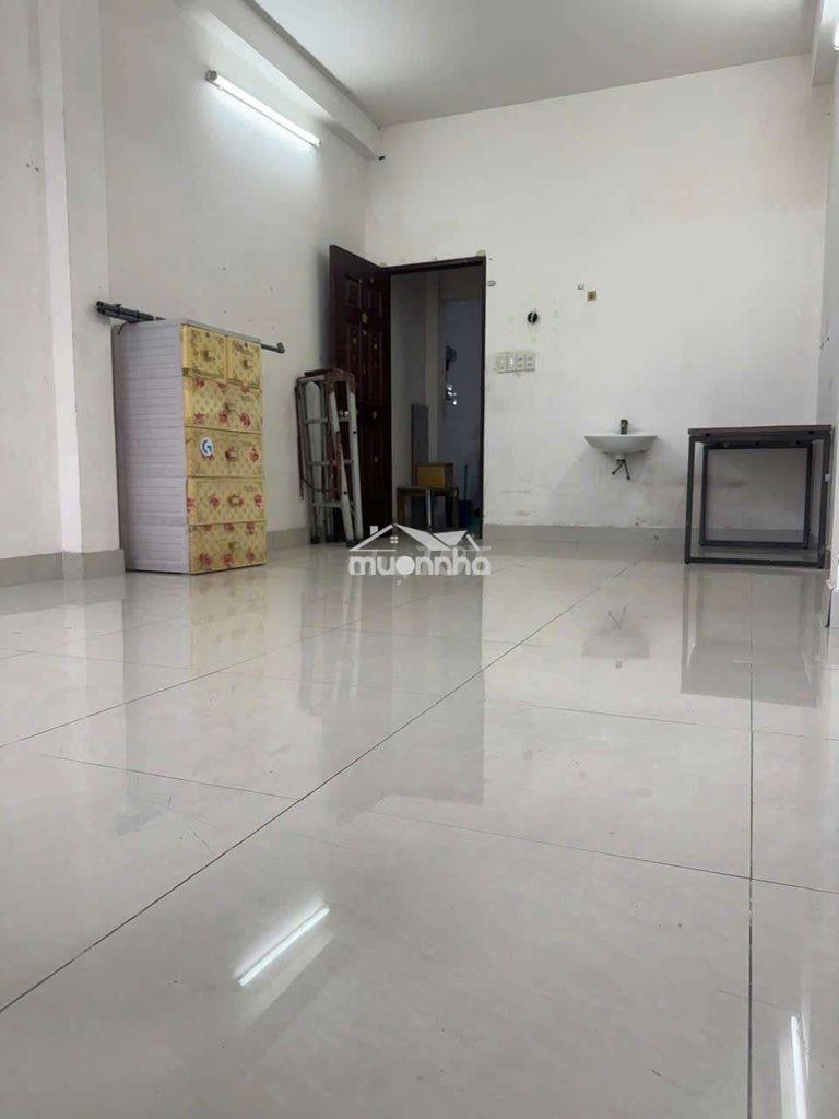 Cho nữ thuê phòng quận 11 - 2