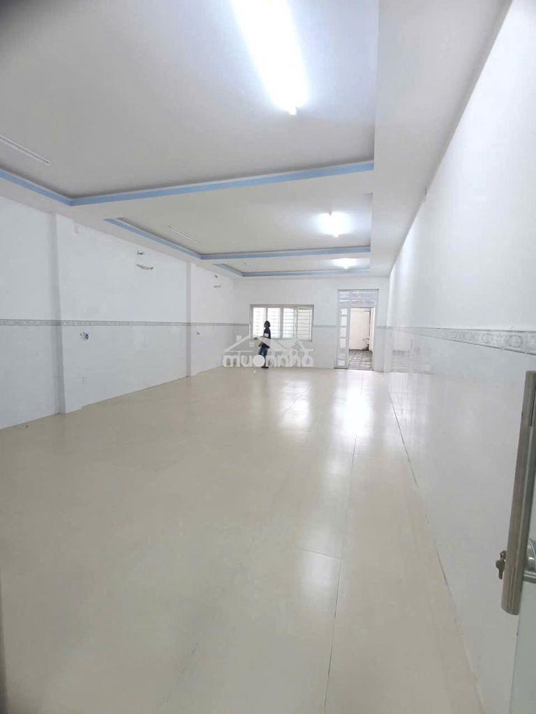 Cho thuê nhà dt 5,6 × 50m hoàng hữu nam - quận 9  - 3