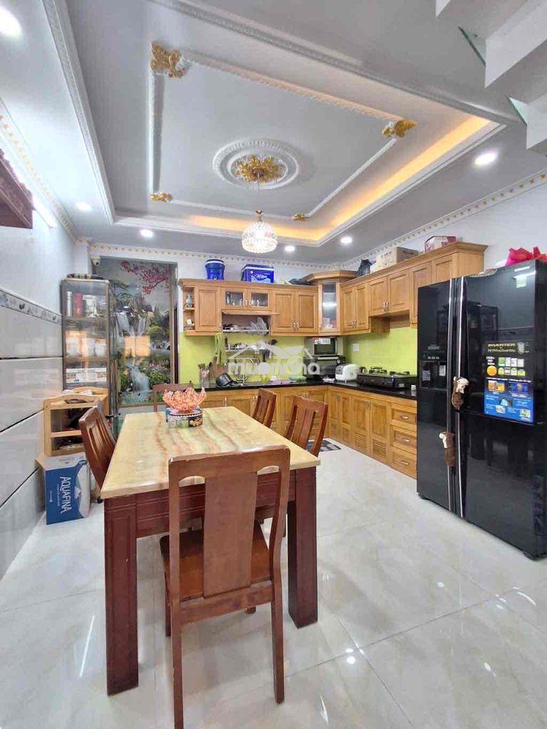 Nhà hẻm 168 bình trị đông 60m hẻm 6m thông 3lầu - 3