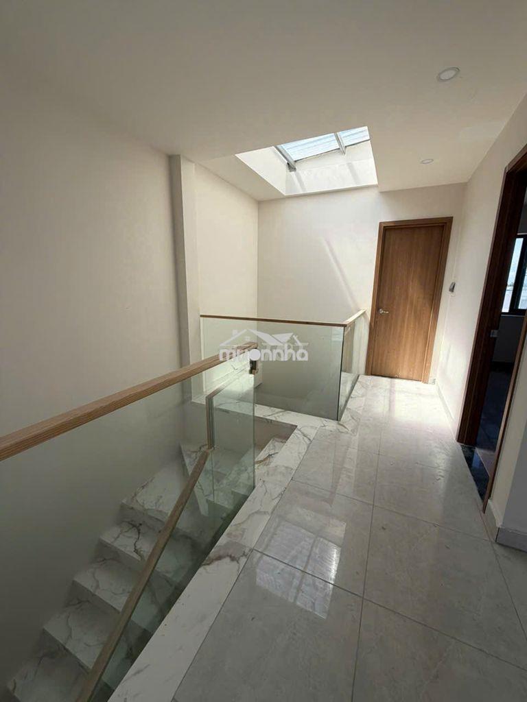 (9611) k home new city.  vị trí vip: 25 triệu /tháng - 4